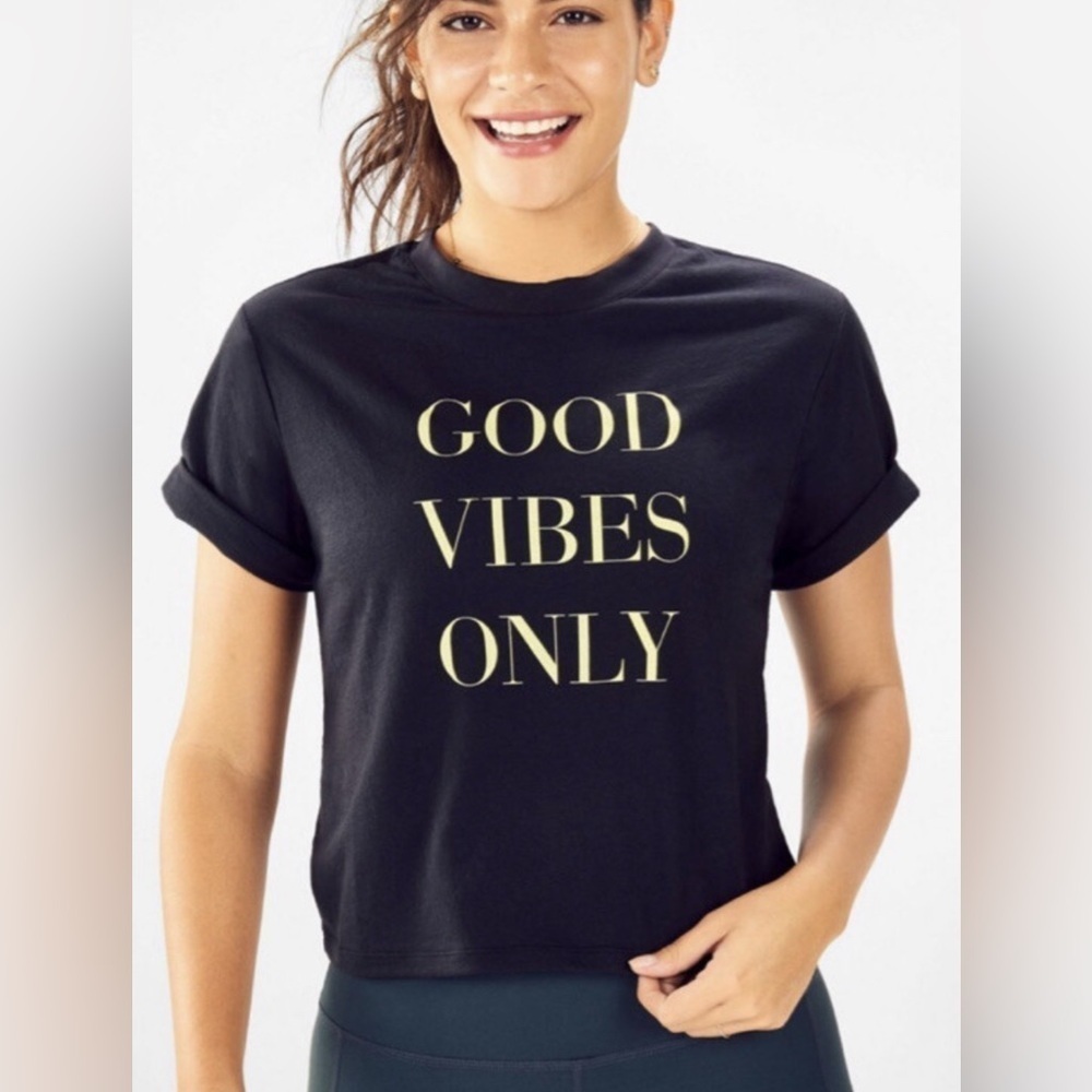 Fabletics Parker Boxy Tee Shirt Black Good Vibes Only Graphic Size Medium NEW